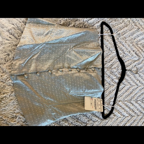 Zara women’s size medium front buttoned corset. Purchased in Paris. NWT - Picture 1 of 6